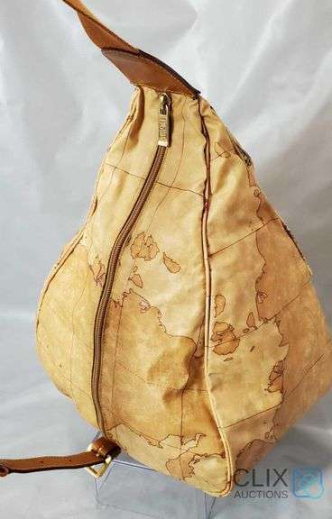 coach bag round