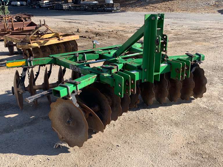 Frontier DH1396 8ft Offset 3 pt. Hitch Disc 777 Auction Company