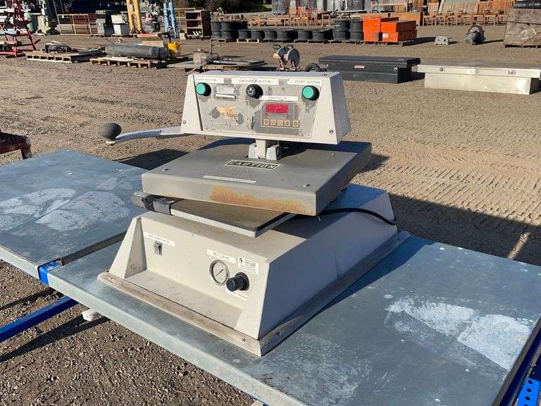 7ft TShirt Press 777 Auction Company