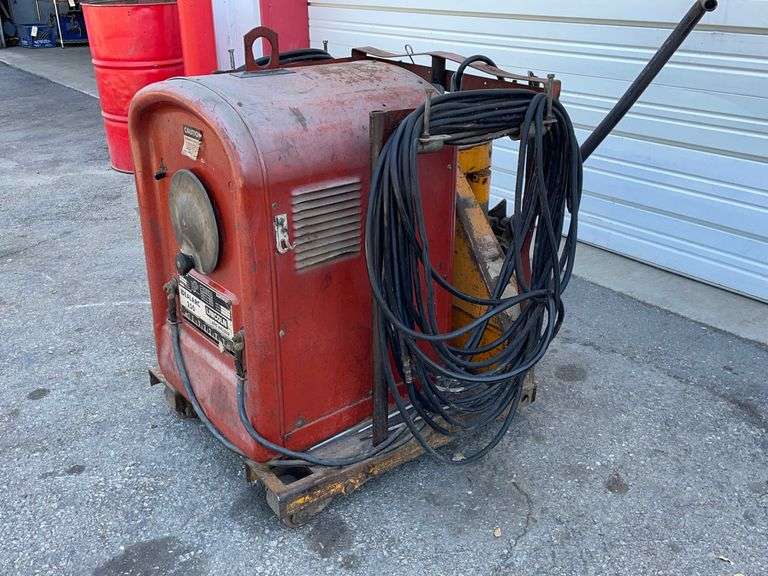 Lincoln Arc Welder on Pallet Jack 777 Auction Company