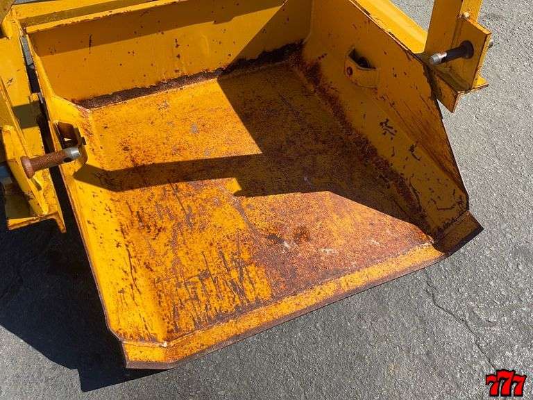 King Kutter 3 Point Hitch Scoop 777 Auction Company