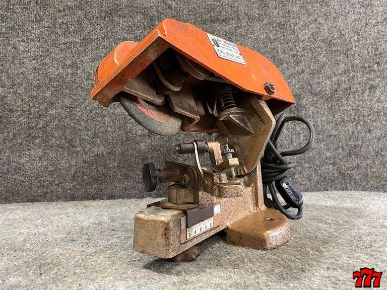 Bell Industries K245 Chainsaw Sharpener 777 Auction Company