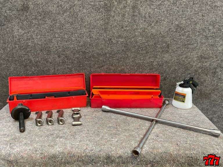 Abrasive Blast Gun, Tire Iron, 6 Emergency Warning Triangles & Hub Unit