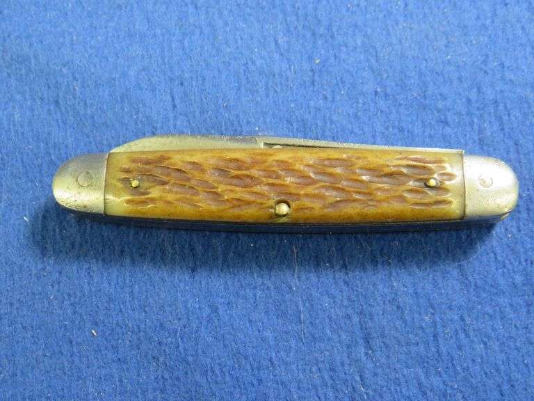 Bone handle Pal Cutlery Co. pocket knife. Made in USA. AAA Auction