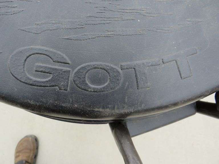 Gott garbage can and lid halffilled with field corn AAA Auction and