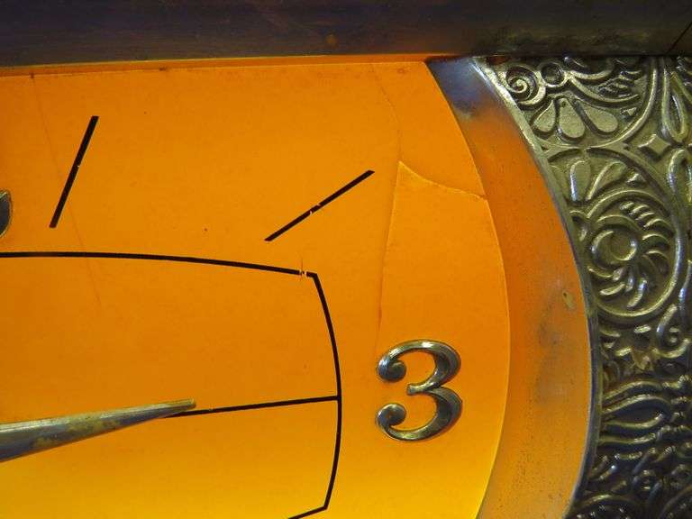 Budweiser 32" light and clock. Lights up but the clock does not work