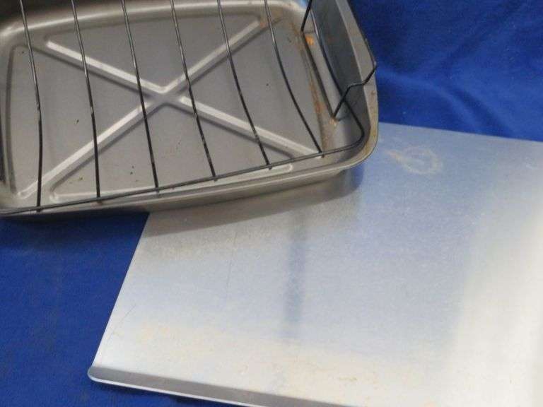 Pampered Chef stone bar pan NIB, and baking sheet and roaster pan AAA