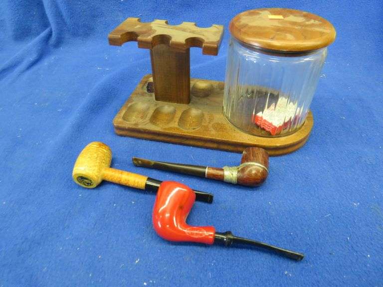 Pipes, pipe stand and humidor AAA Auction and Realty