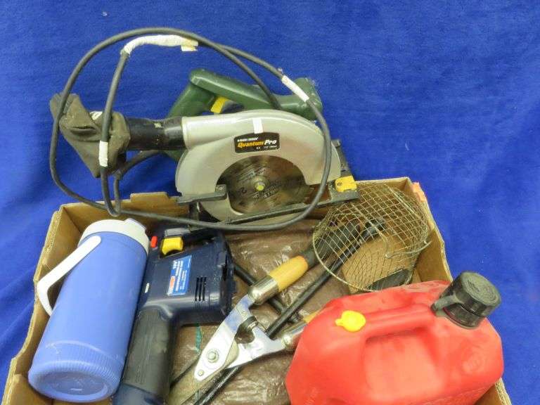 Black & Decker Quantum Pro circular saw with cord repairs, powers up