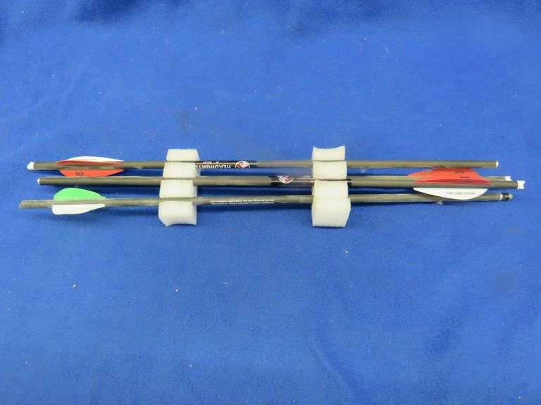 Wildgame Innovations XB370 crossbow, quiver, scope, and 4 bolts. AAA