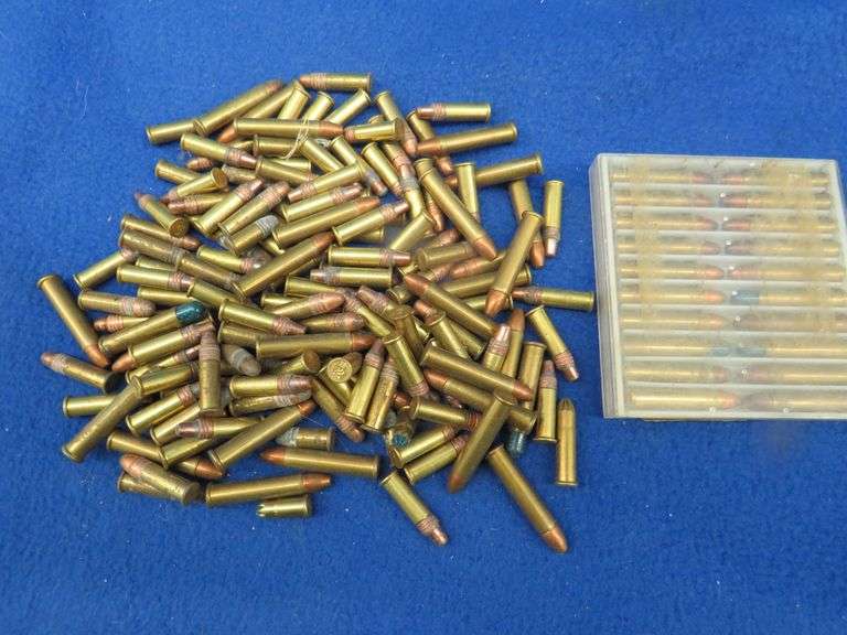 A mix of .22 shells including long rifle, magnum, and birdshot AAA