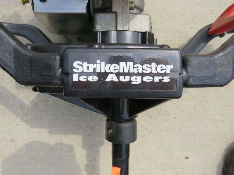 StrikeMaster 2HP MAG 2000 ice auger AAA Auction and Realty