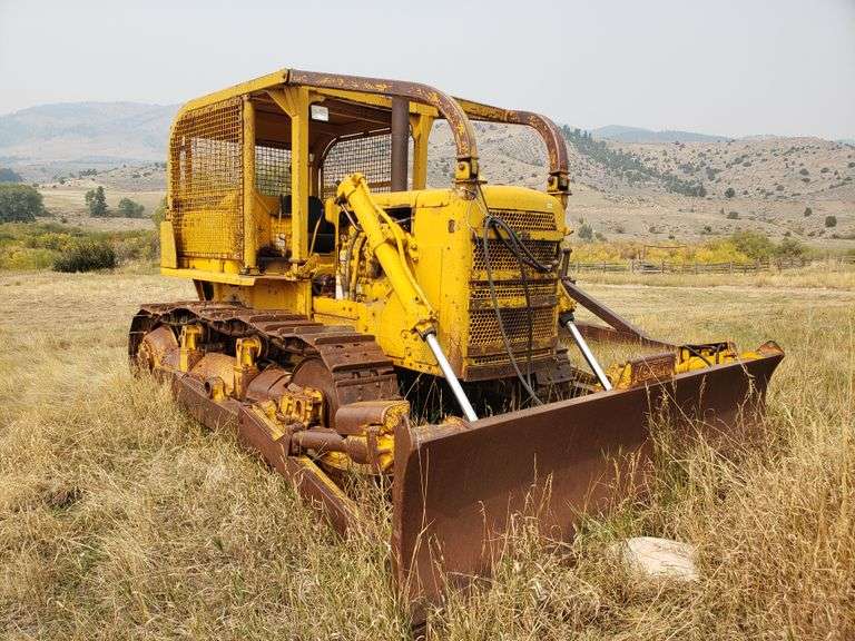1968 Caterpillar D7E bulldozer