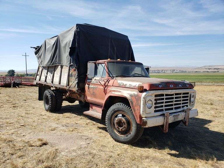 1974 Ford F600 Truck