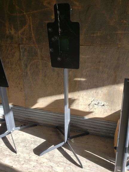 Action target, .25" steel shooting target, 72" tall