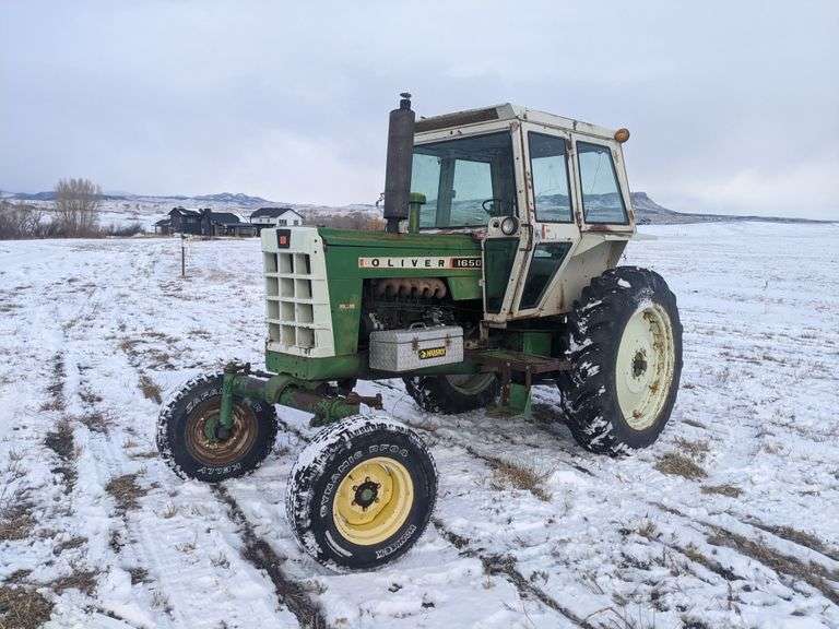 Oliver 1650 tractor, 66 hp
