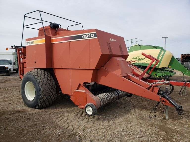 Case 8580 4x4 baler