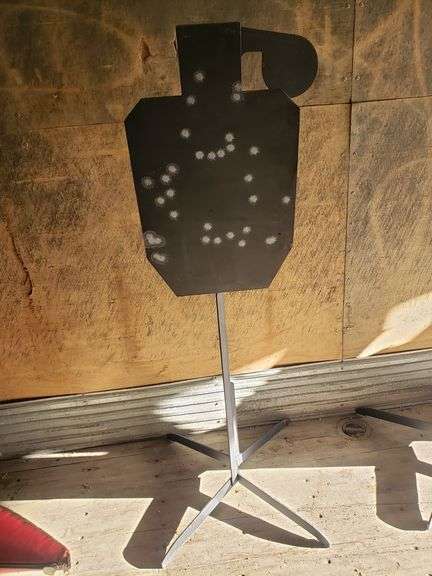 Action target, .25" steel shooting target, 65" tall