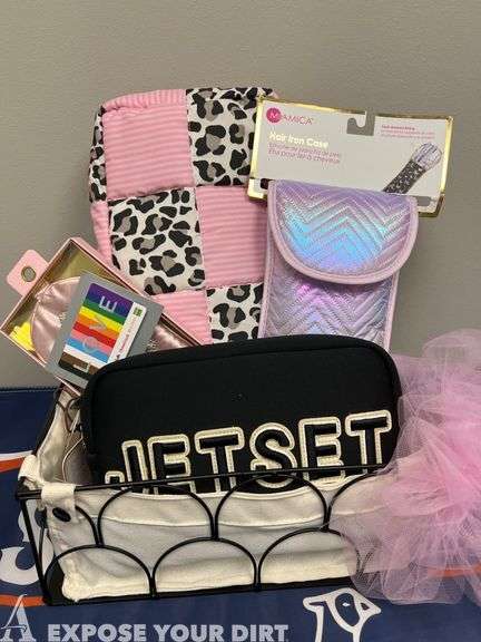 Travel in Style Basket