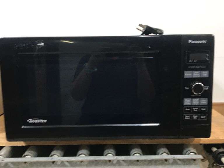 Panasonic Inverter microwave 1250W. 1e Lil Dusty Online Auctions