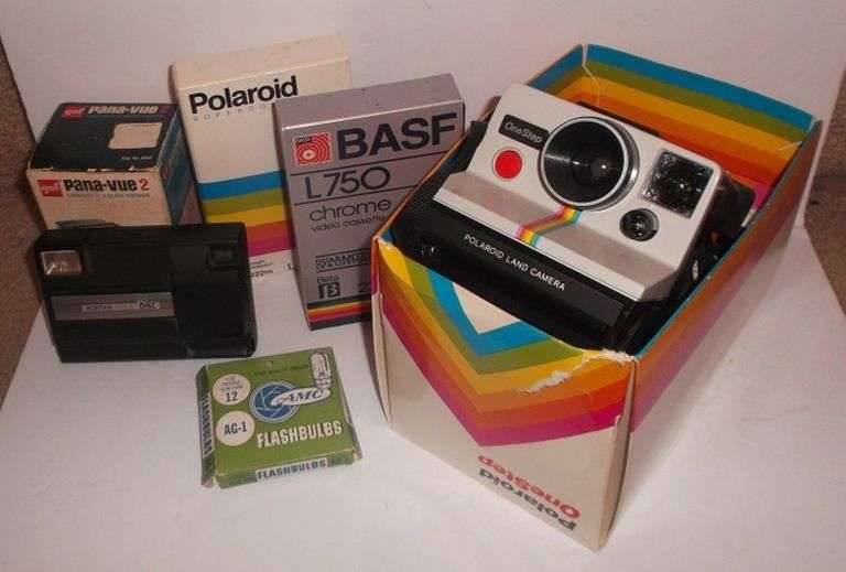 LOT of Vintage Cameras & VHS Tapes Lil Dusty Online Auctions All