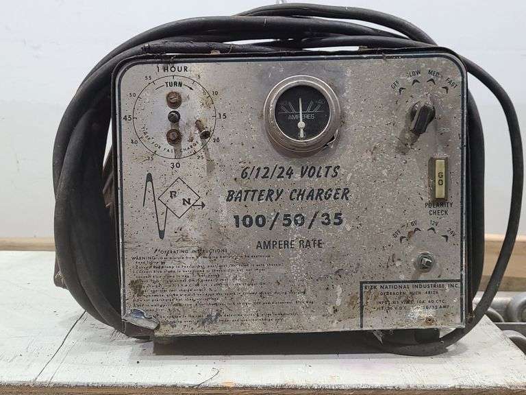 Vintage Rizk National Battery Charger. 4d Lil Dusty Online Auctions