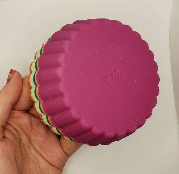 Wilton mini tart molds Lil Dusty Online Auctions All Estate