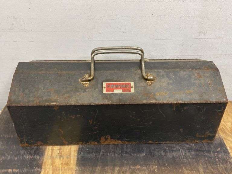 Simmonds portable tool box with contents. 1f Lil Dusty Online