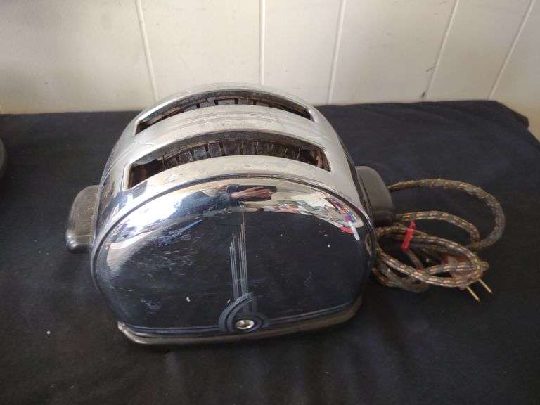 Vintage Sunbeam toaster Lil Dusty Online Auctions All Estate