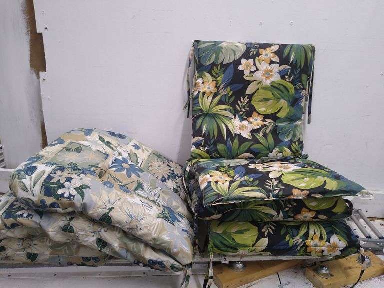 3 Hampton Bay chair cushions, lounge cushion.7a Lil Dusty Online
