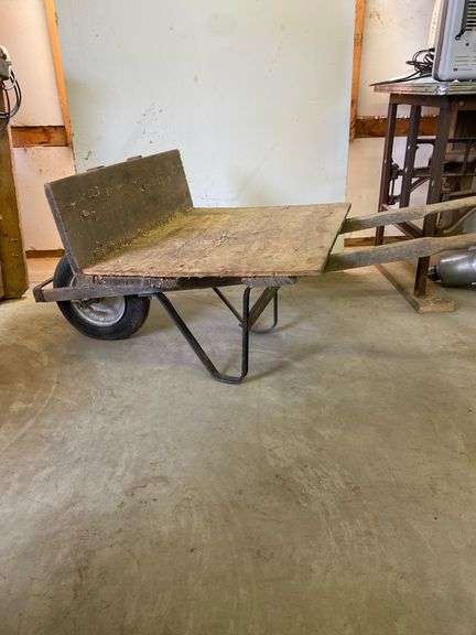 Unique hand made wheelbarrow - Lil Dusty Online Auctions - All Estate ...