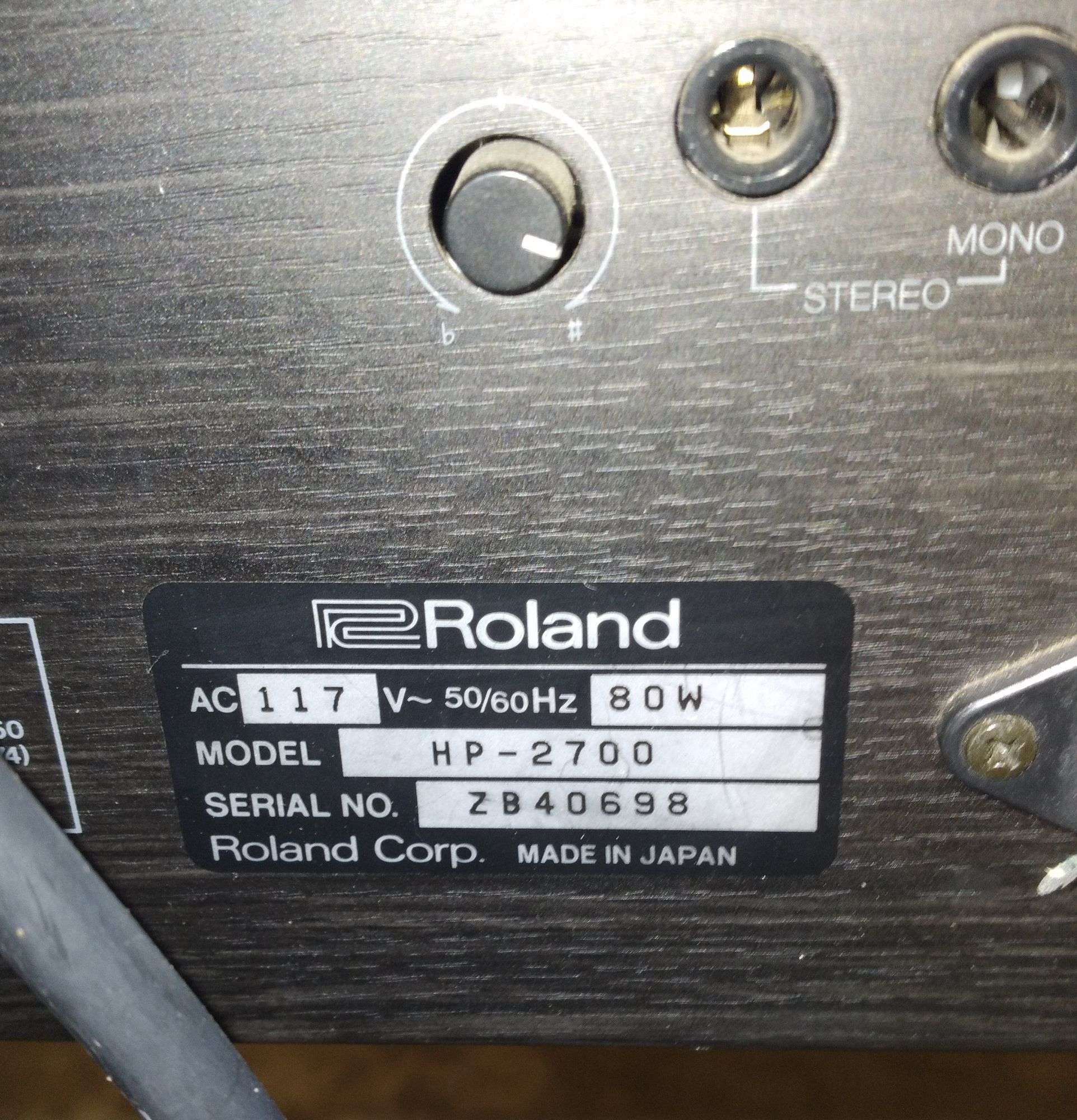 ピアノ　Roland HP-2700 ROLAND HP-2700 ELECTRIC PIANO - Auctioneer Express