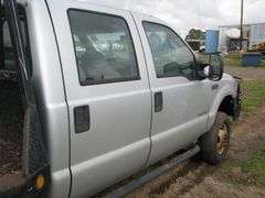 FORD F-350 4x4 TRUCK - VIN: 1FDWW37PX4EA42158