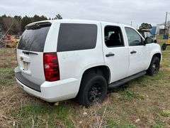 CHEVROLET TAHOE - VIN: 1GNLC2E03CR196337