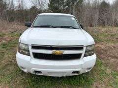 CHEVROLET TAHOE - VIN: 1GNLC2E03CR196337