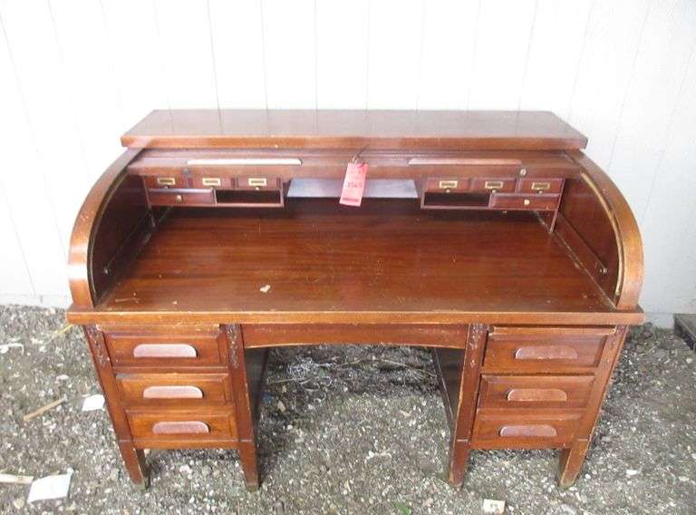 Old Roll Top Desk with Key Albrecht Auction Service
