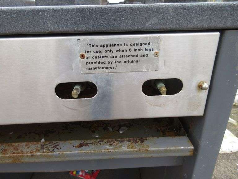 Castle Gas Stove Albrecht Auction Service