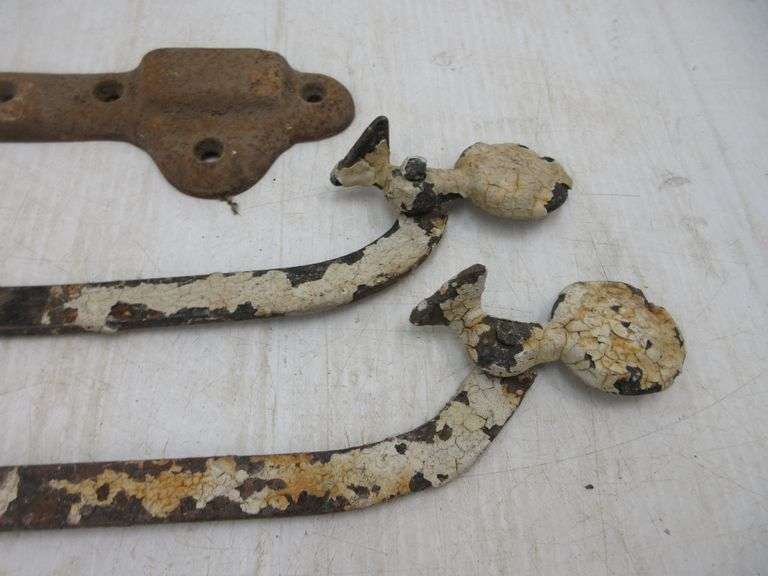 Antique Cast Iron Trim Pieces Albrecht Auction Service