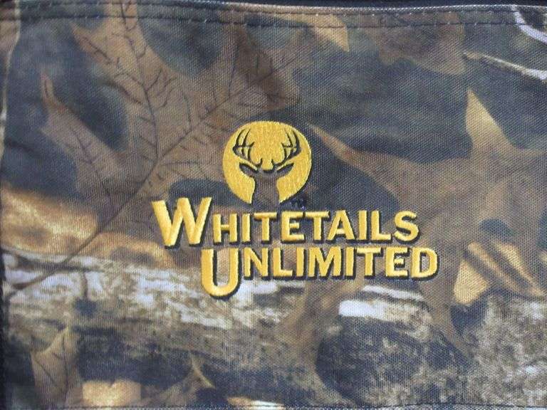 (2) Whitetails Unlimited Duffel Bags Albrecht Auction Service