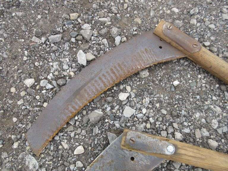 (2) Ripple Blade Corn Knives Albrecht Auction Service