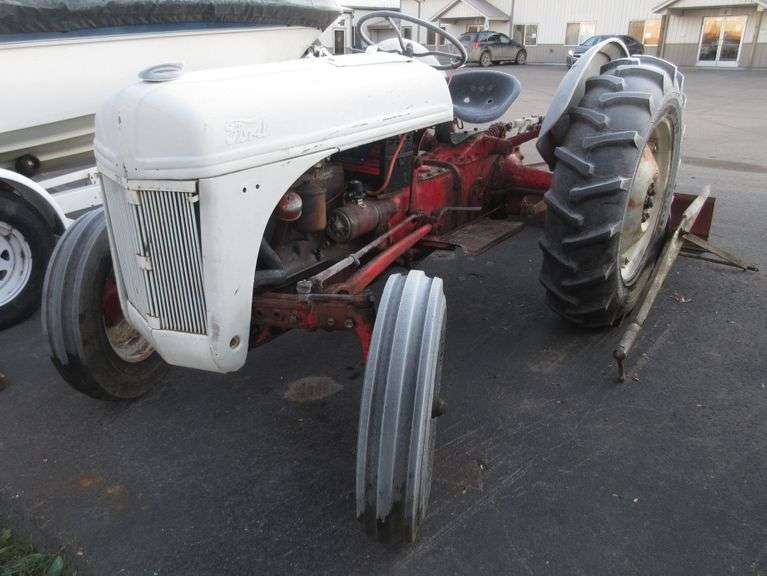 1952 Ford 8N Tractor, 12V Conversion, 6' Back Blade, ThreePoint Boom