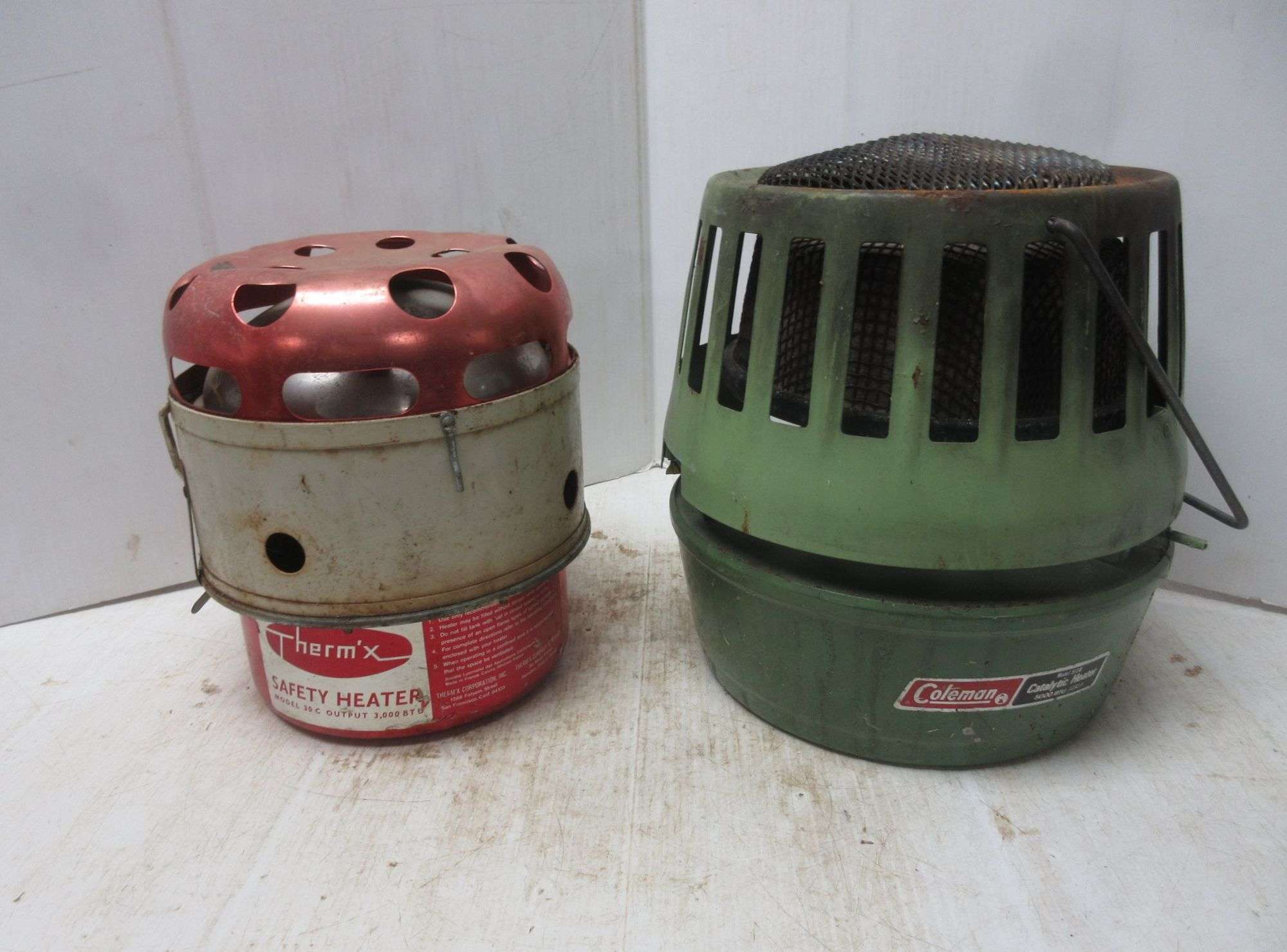 2) Heaters: Coleman Catalytic Heater, Model 513B, 5000 BTU; Therm'x Safety  Heater, Model 30C, 3000 BTU - Albrecht Auction Service