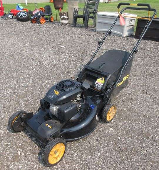 Poulan Pro XT 4x4 SelfPropelled Mower, 149cc Albrecht Auction Service
