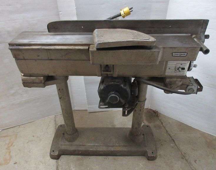 Older Craftsman Wood Jointer with Pedestal Base, 115V Albrecht