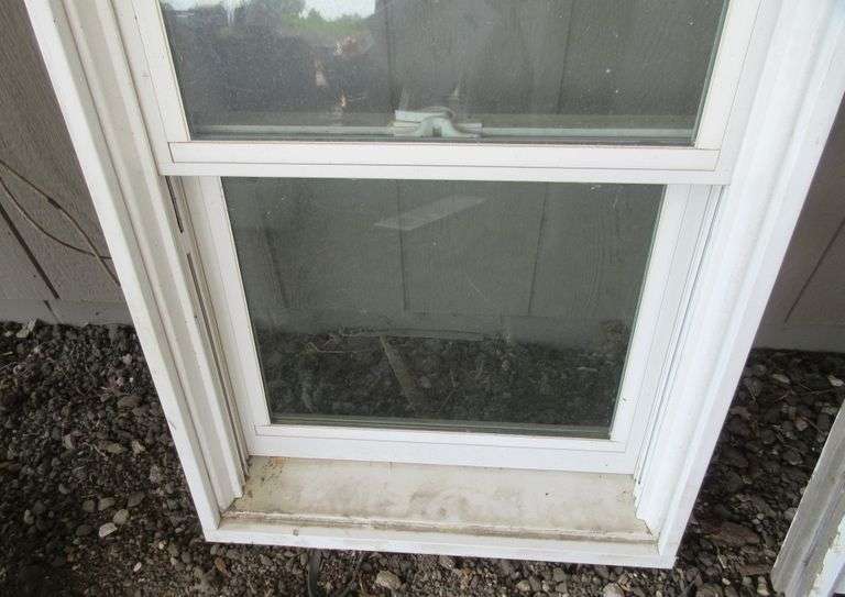 Double Hung Thermal Pane Window Albrecht Auction Service