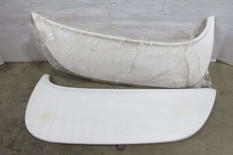 196566 Chevrolet Fiberglass Fender Skirts Albrecht Auction Service