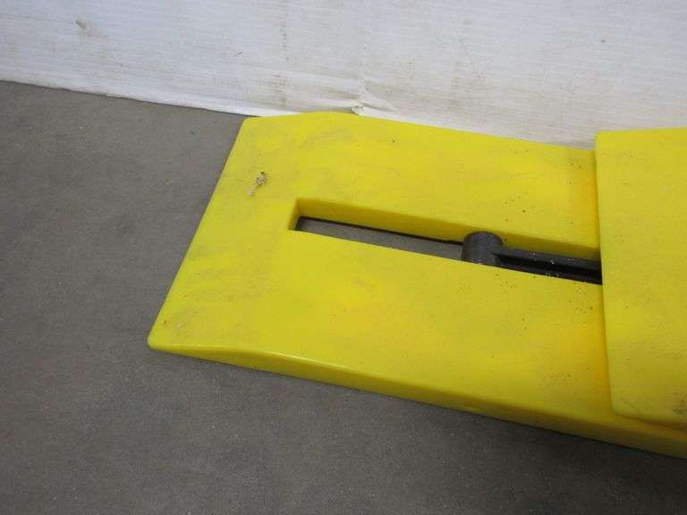 (2) Riviera Planer Boards for Fishing Albrecht Auction Service