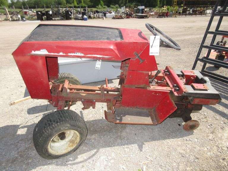 Wheel Horse Hydrostatic Drive Garden Tractor Albrecht Auction Service