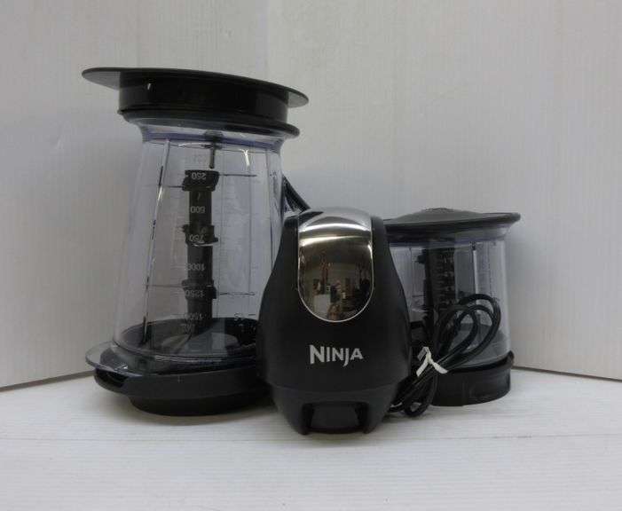 Ninja Master Prep Professional Blender, Chopper, Ice Crusher, and Food Processor Albrecht