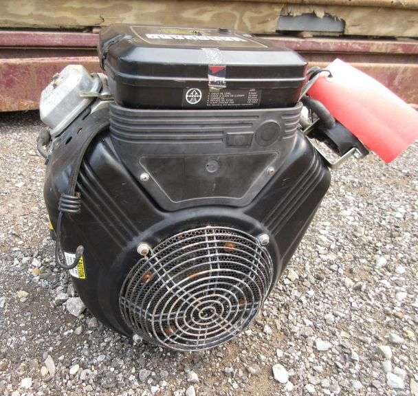 Briggs Stratton Vanguard 18 Hp V Twin Briggs & Stratton Vanguard 18 HP V-Twin Out of a Simplicity Mower